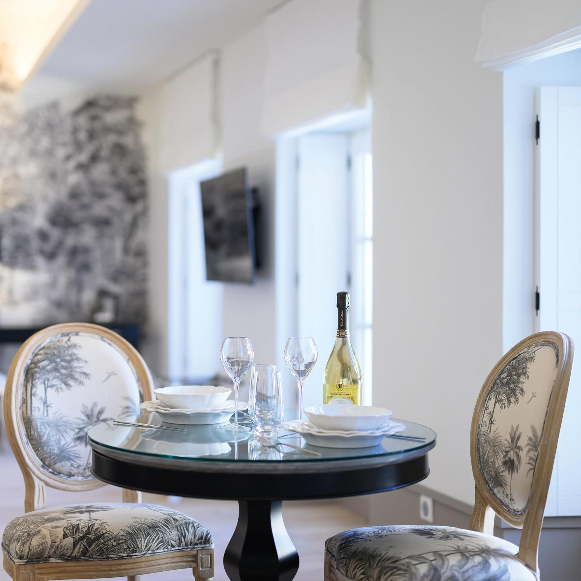 Les Suites Bb, Champagne Besserat De Bellefon Épernay Exteriör bild